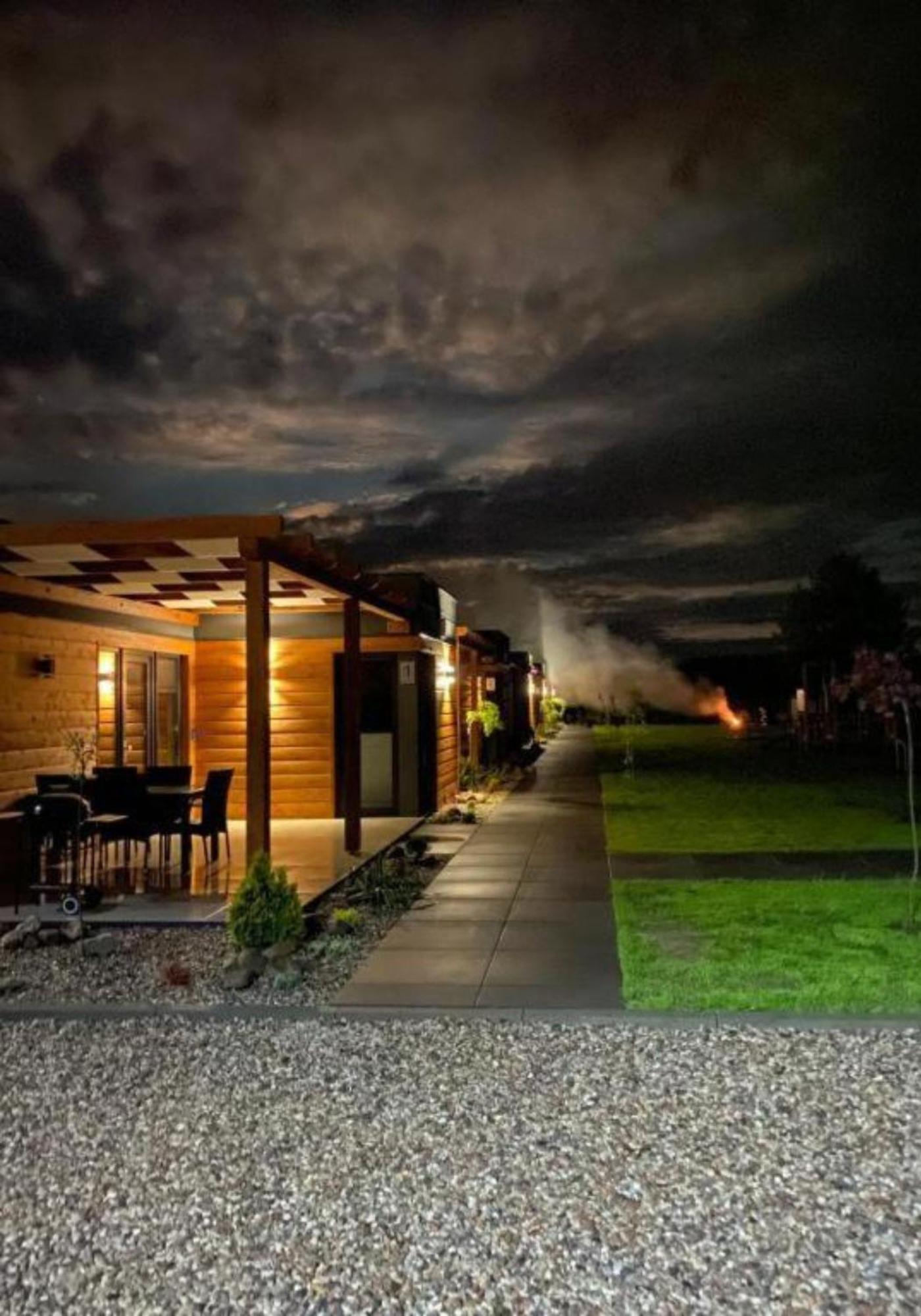 Cisza Bungalows Village / Blisko Natury Nowecin Eksteriør bilde